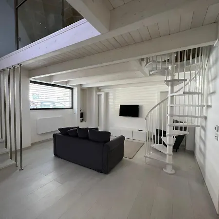 Casetta Lore דירה *